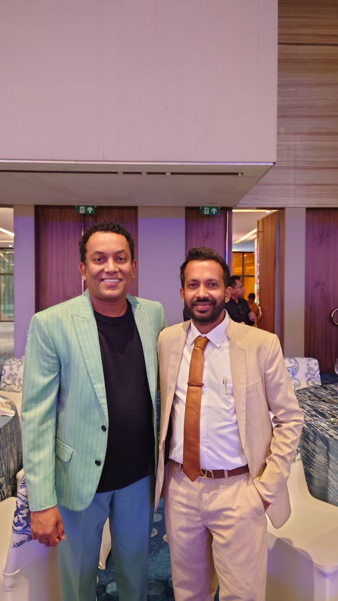 mayurajey's tweet photo. It was nice meeting 
@BNSMUSIC @LankaIOCPLC https://t.co/YNWY617rYA