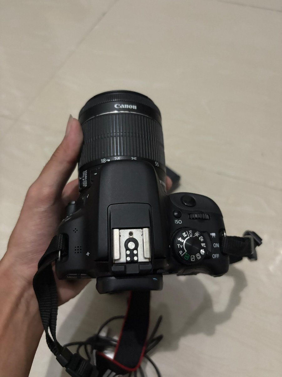 awrlkkk's tweet photo. wts wts Kamera canon EOS100D Rp.2.400.000 (bisa nego)
Masi lengkap mulus jarang di pake
Hasil foto masi bagus banget
📍Cikarang, Cibitung, Bekasi dan sekitarnya
Bisa COD, Ambil kerumah, bisa co by shopee! https://t.co/WNUsER9bhH
