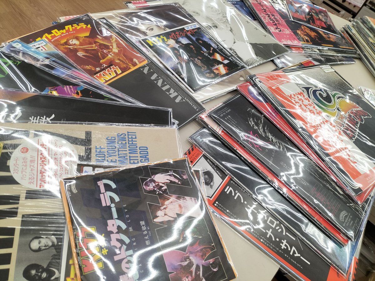 レコードを沢山買取させて頂きました！洋楽から邦楽まで沢山有ります