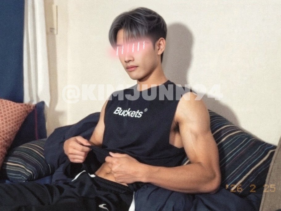 I am Kim | 김준 🌪️ tweet media