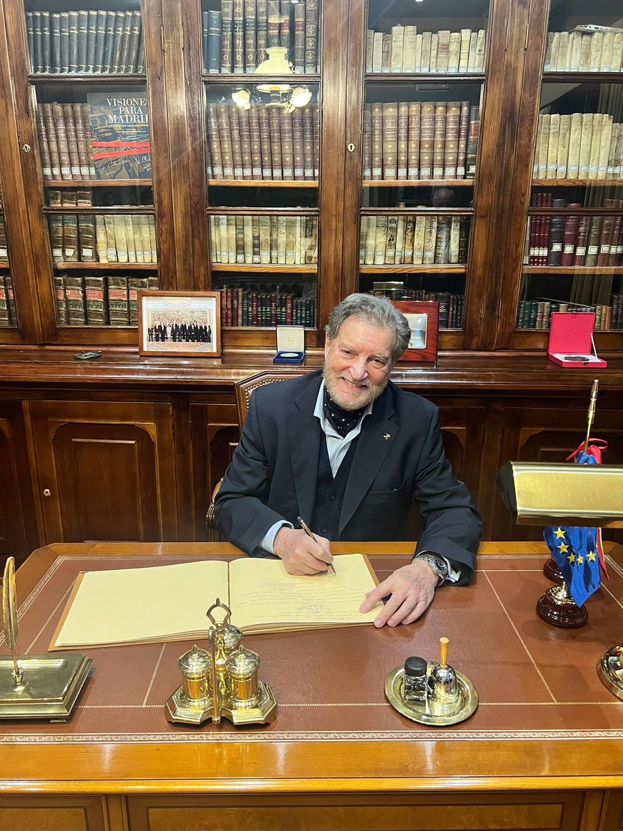 luis de rivera tweet media