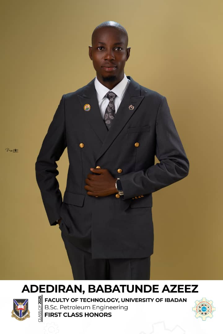 adeyinkaa01's tweet photo. Congratulations to you my guy @Iam_3C on your induction into Engineering profession. ENGR. ADEDIRAN Babatunde Zeez, GMNIEE, GMNIPetE

BSC petroleum Engineering (First Class Honor) 🎉🎉 https://t.co/QH6pxxd37M