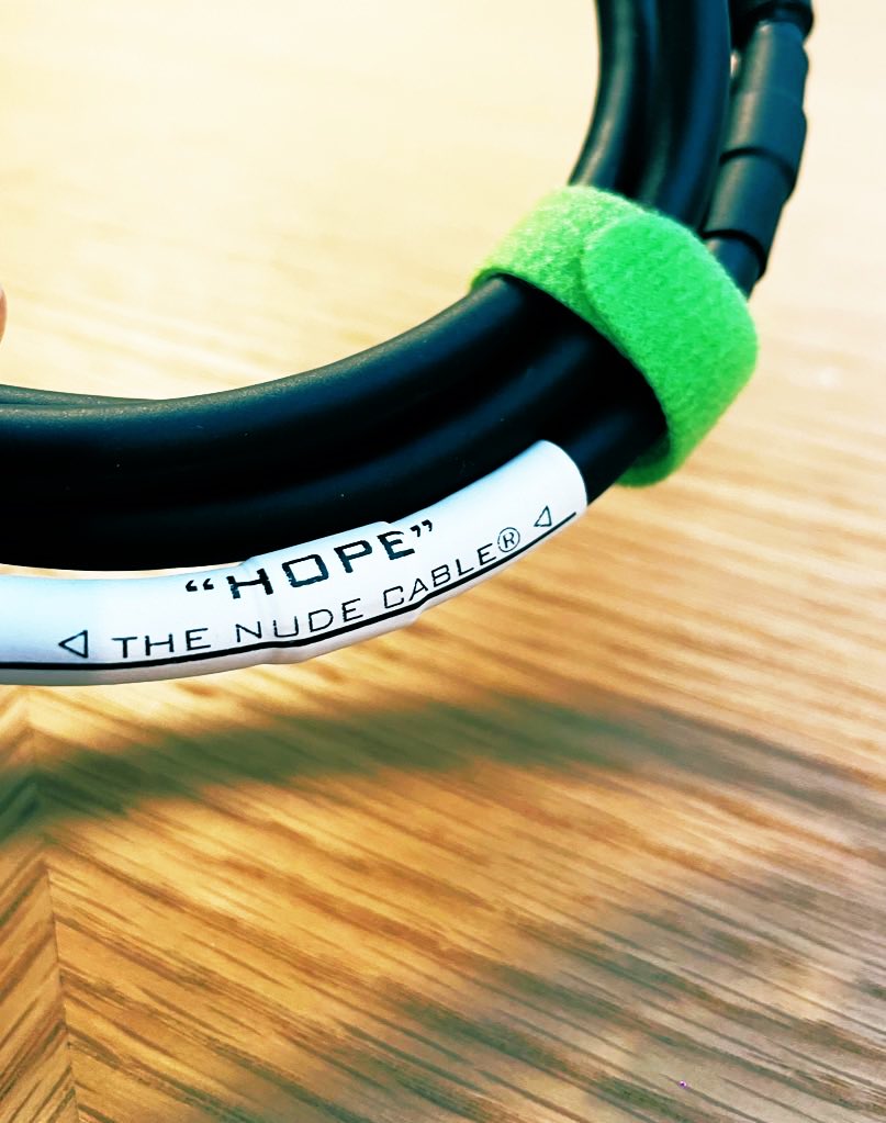 気になっていた機材が届いた☺️ NUDE CABLE® 