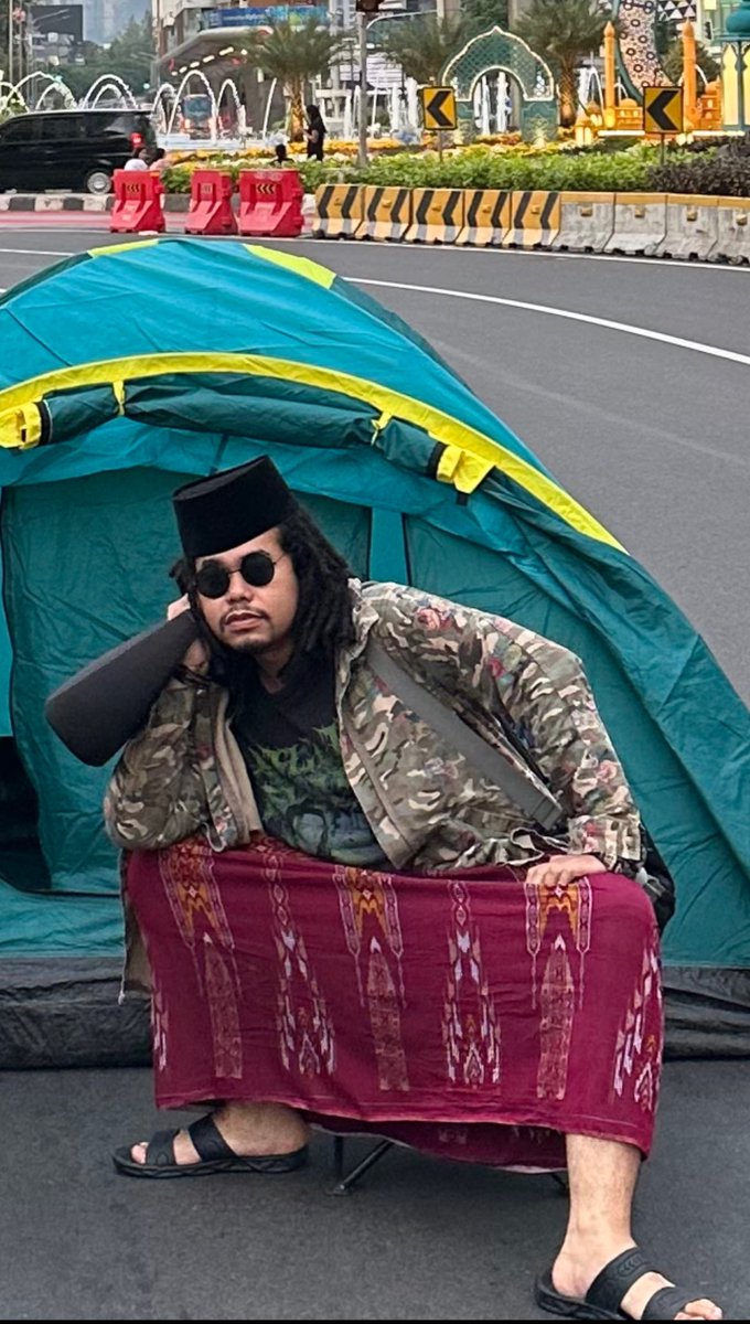 Cucunya Grandpa Marley tweet media