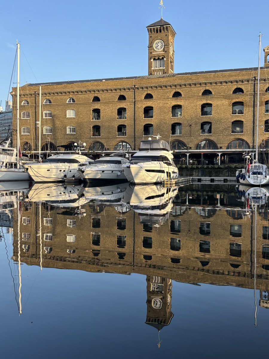 StKatsMarina's tweet photo. Morning light
#mildweather #morning #skdmarina #londonmarina #igymarinas #GoodMorningEveryone https://t.co/d5JsmweAhe