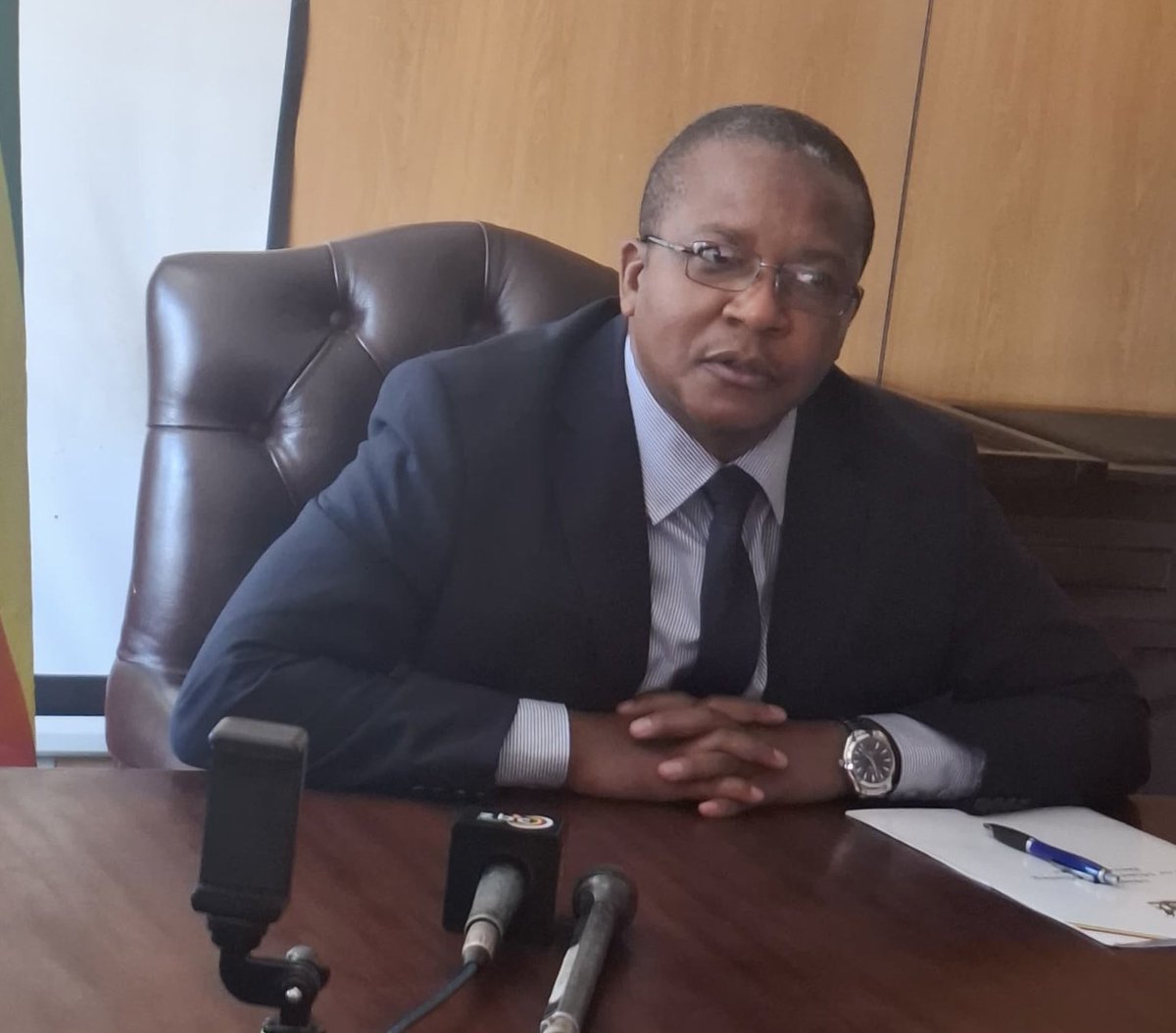 IMMEDIATE SUSPENSION OF  EXPORT OF RAW MATERIALS AND LITHIUM CONCENTRATES

The Minister of Mines and Mining Development, Hon. Dr. P. Kambamura (MP), has announced an immediate suspension on the export of all raw minerals and lithium concentrates, effective immediately.