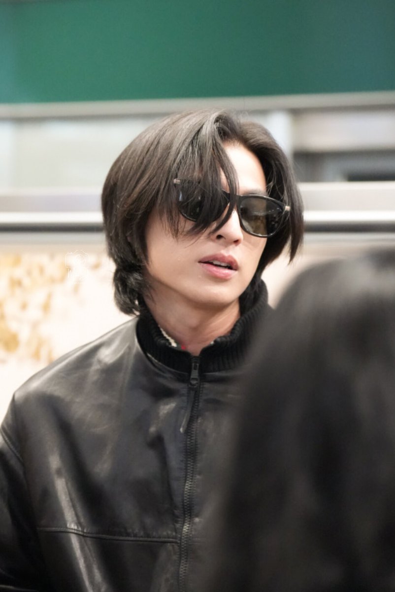 M86858694's tweet image. Sexy Gulf🙈🙈

GULF GO MILAN FOR GUCCI
#GULFxGucciMFW26
#GucciPrimavera 
#GuccixGulf