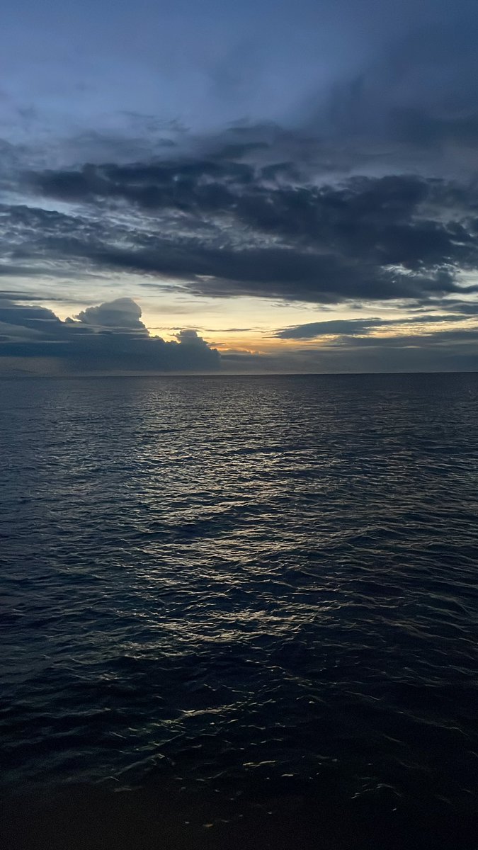 8pedrorafael's tweet photo. Amanhecer do dia em Porto Seguro-BA. https://t.co/Ppx3isKDJ0