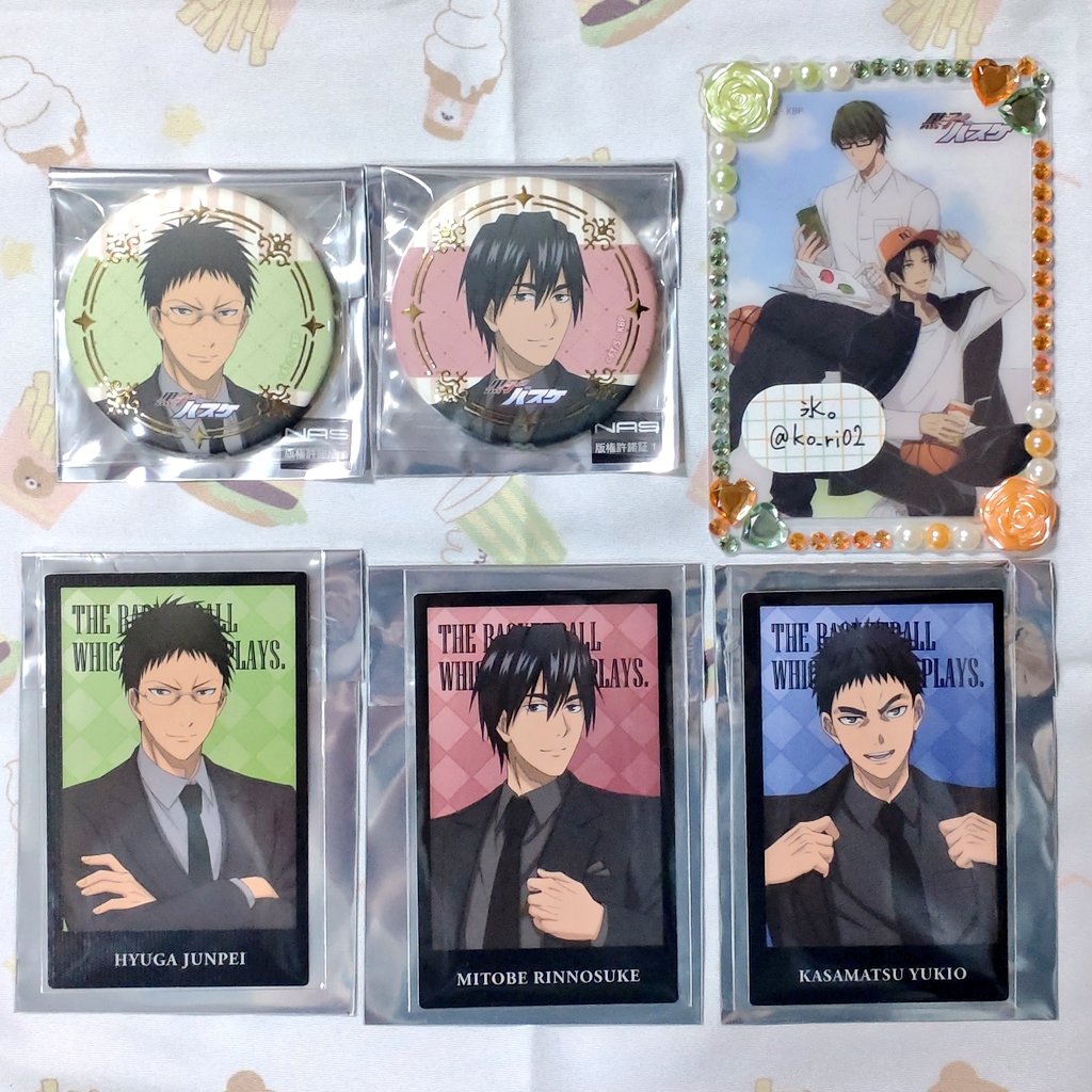 交換】 黒子のバスケ 黒バス 中外 中外鉱業 JF2026 黒スーツ 缶バッジ