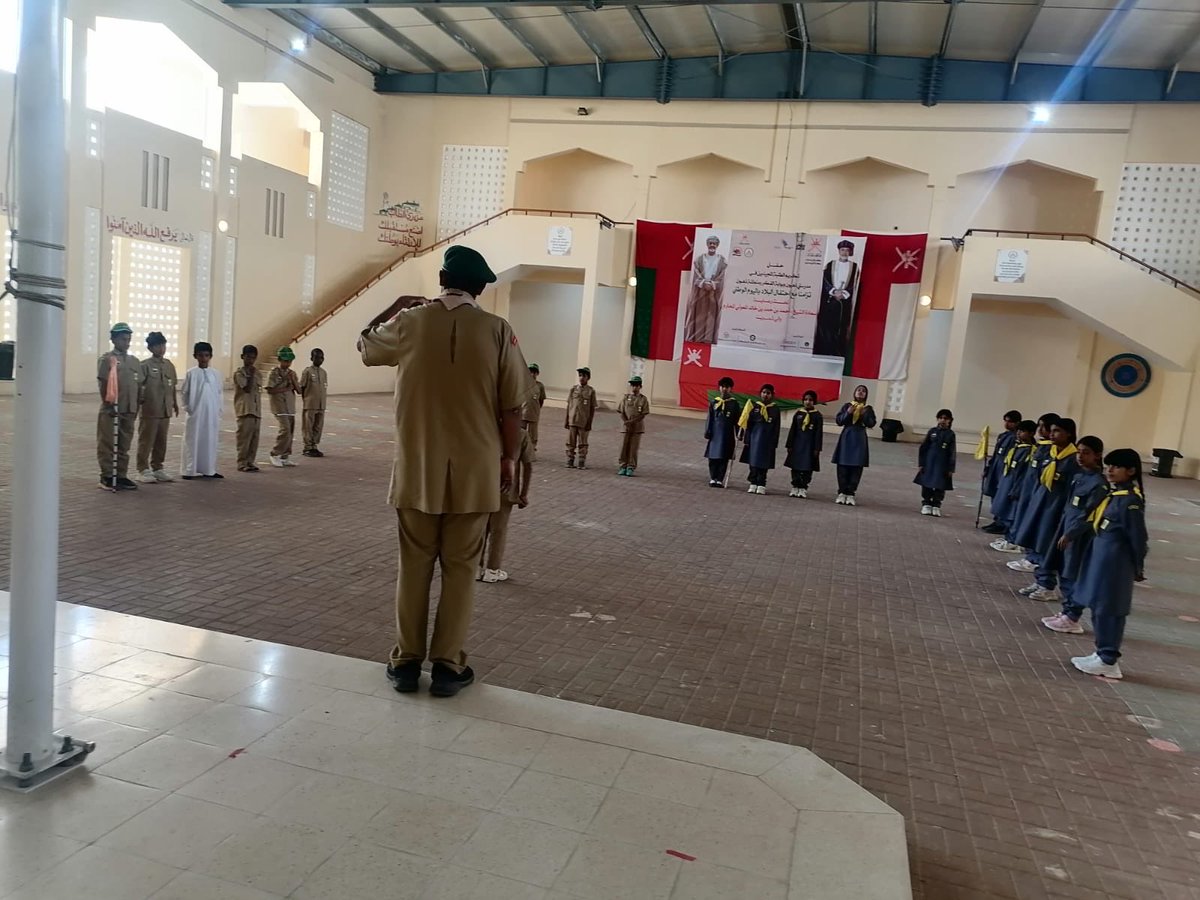 thahboon123's tweet photo. تشرفت  مدرسة ذهبون بتاريخ ١١-٢-٢٠٢٦ بزيارة مشرف الكشافة القائد: ابراهيم الحريزي لفرقة أشبال وزهرات مدرسة ذهبون للتعليم الأساسي وقد تفقد القا ئد الفرقة وحضر مراسم رفع العلم وصيحة السداسيات https://t.co/owSCgxCzW3