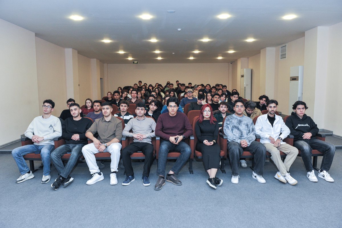 BEU60740449's tweet photo. Koreyada təhsil alacaq BMU-İNHA İDP tələbələri ilə görüş keçirilib
🔗Ətraflı: https://t.co/Fq4K0Uywap
#BMU #INHA #BMUINHA #IDP https://t.co/OQkjwGBVpX