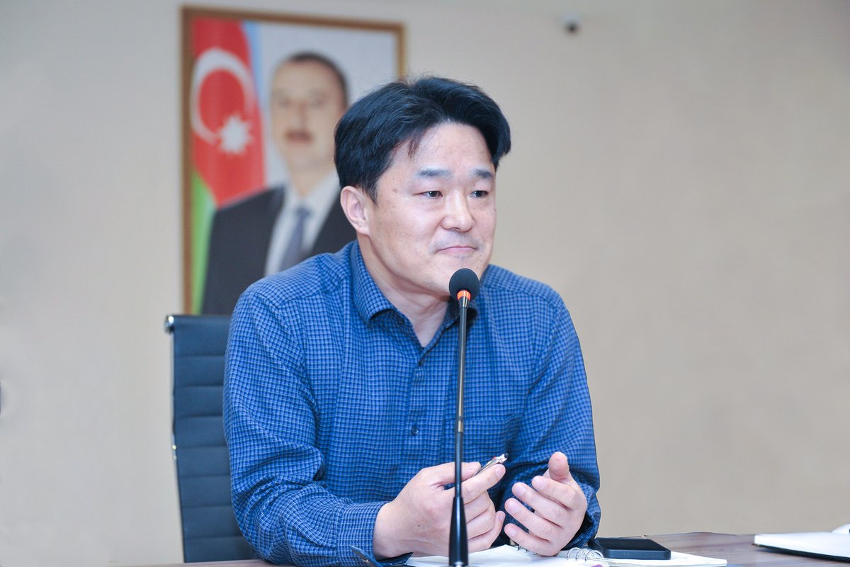 BEU60740449's tweet photo. Koreyada təhsil alacaq BMU-İNHA İDP tələbələri ilə görüş keçirilib
🔗Ətraflı: https://t.co/Fq4K0Uywap
#BMU #INHA #BMUINHA #IDP https://t.co/OQkjwGBVpX