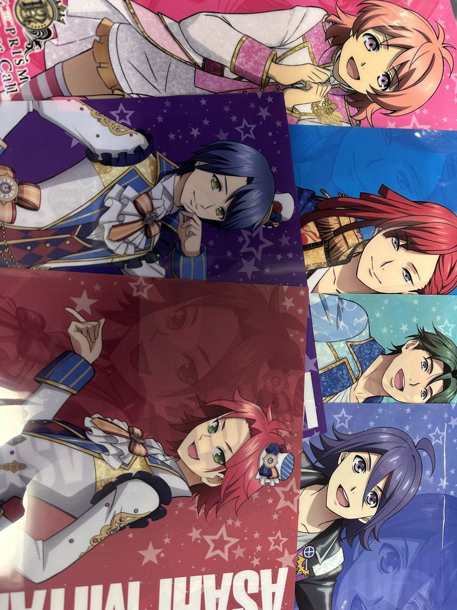 円盤2つ目特典は冷さんとカヅキパイセンだった。 クリアポスターも全