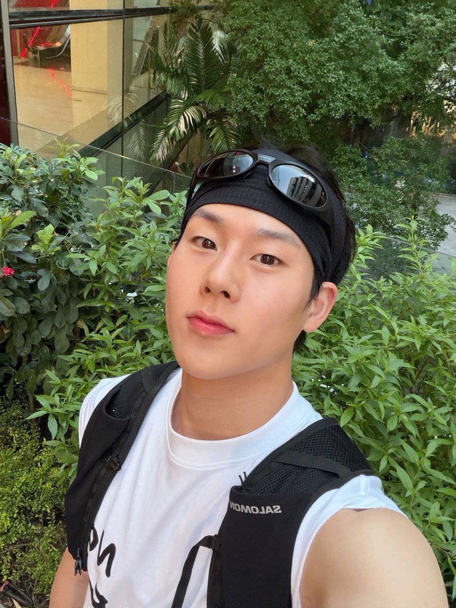jooheon went to thailand 😍😍