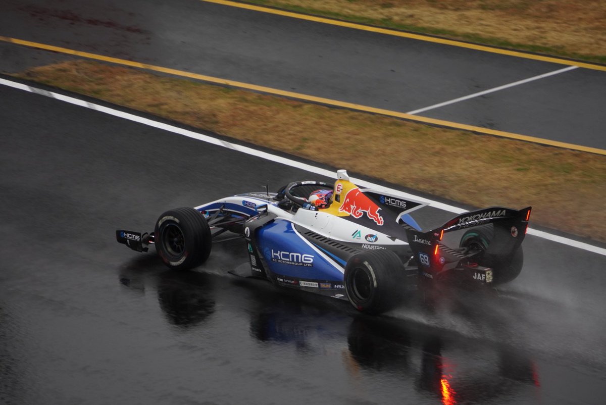 TKみーも tweet media