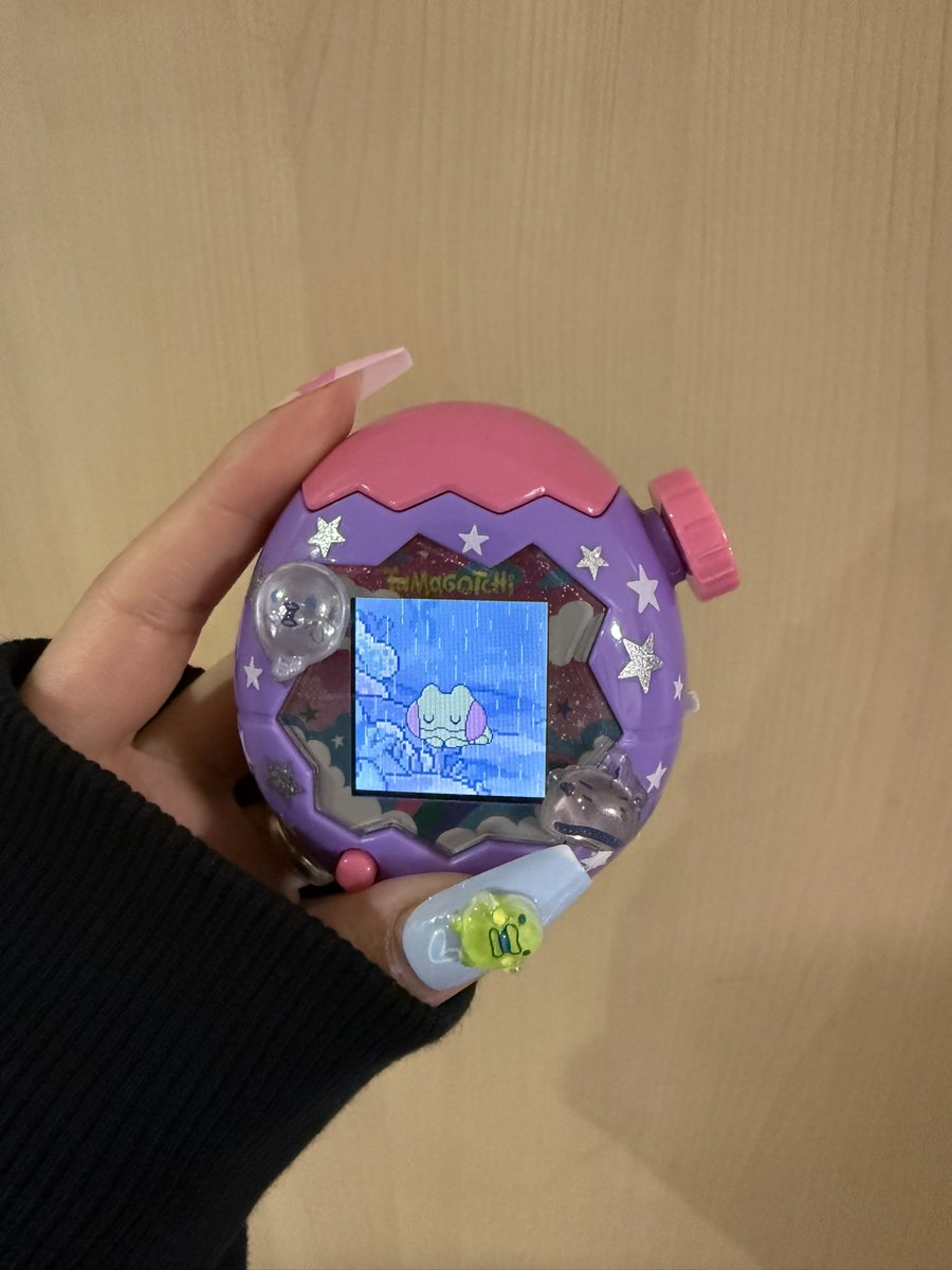 𝙖𝙧𝙞𝙥𝙖𝙣 tweet media