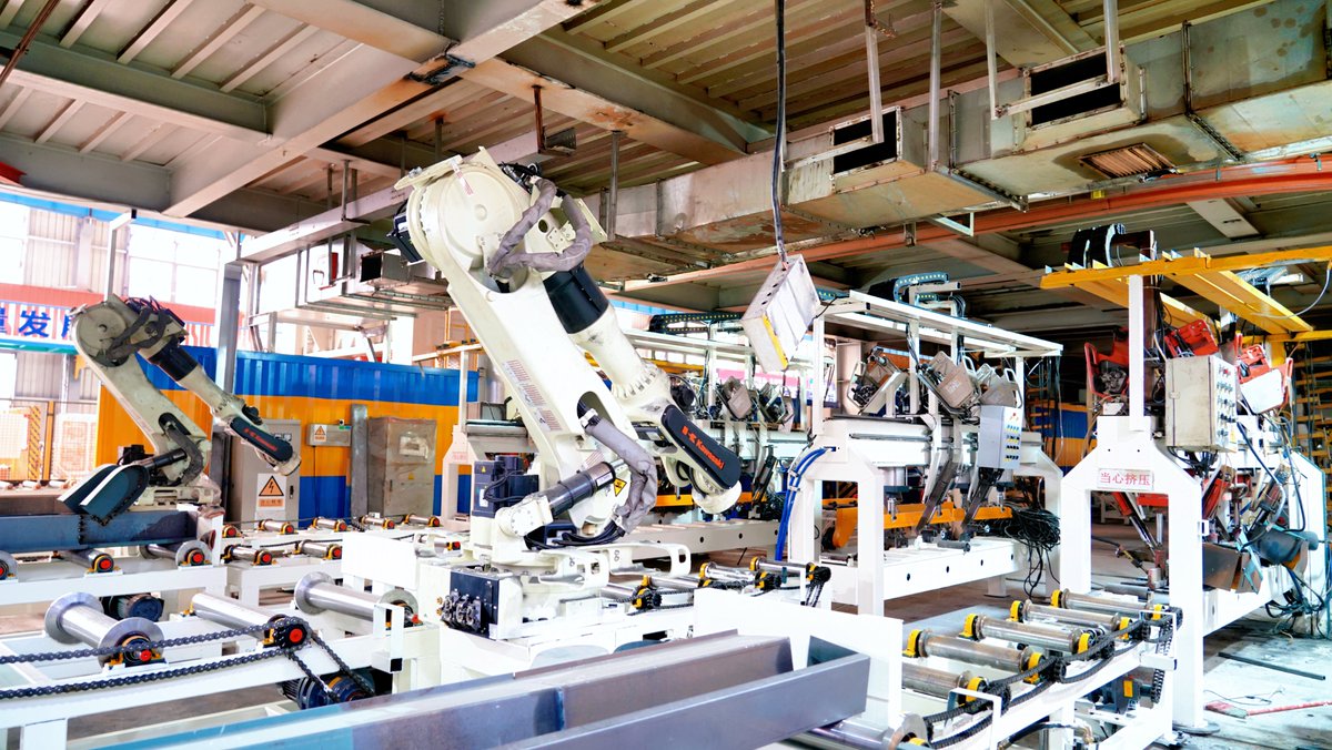 COSCO SHIPPING tweet media