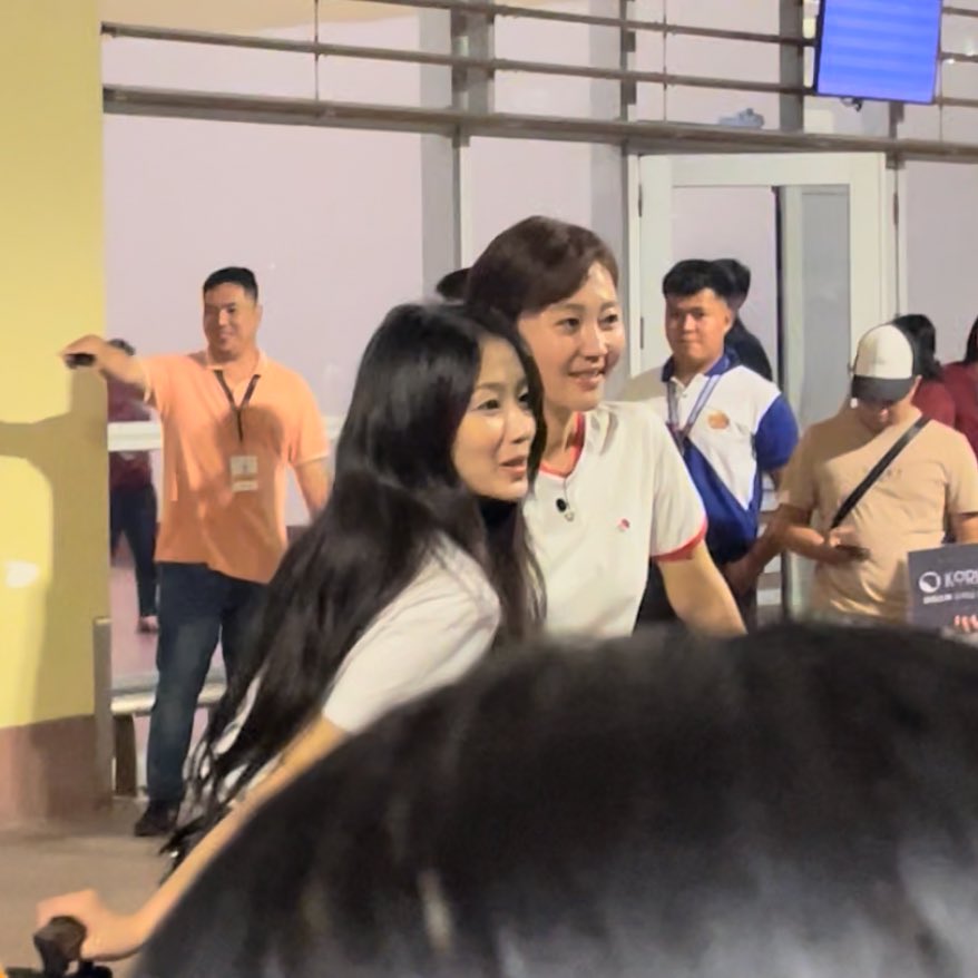 never separate this mother-daughter duo 😩