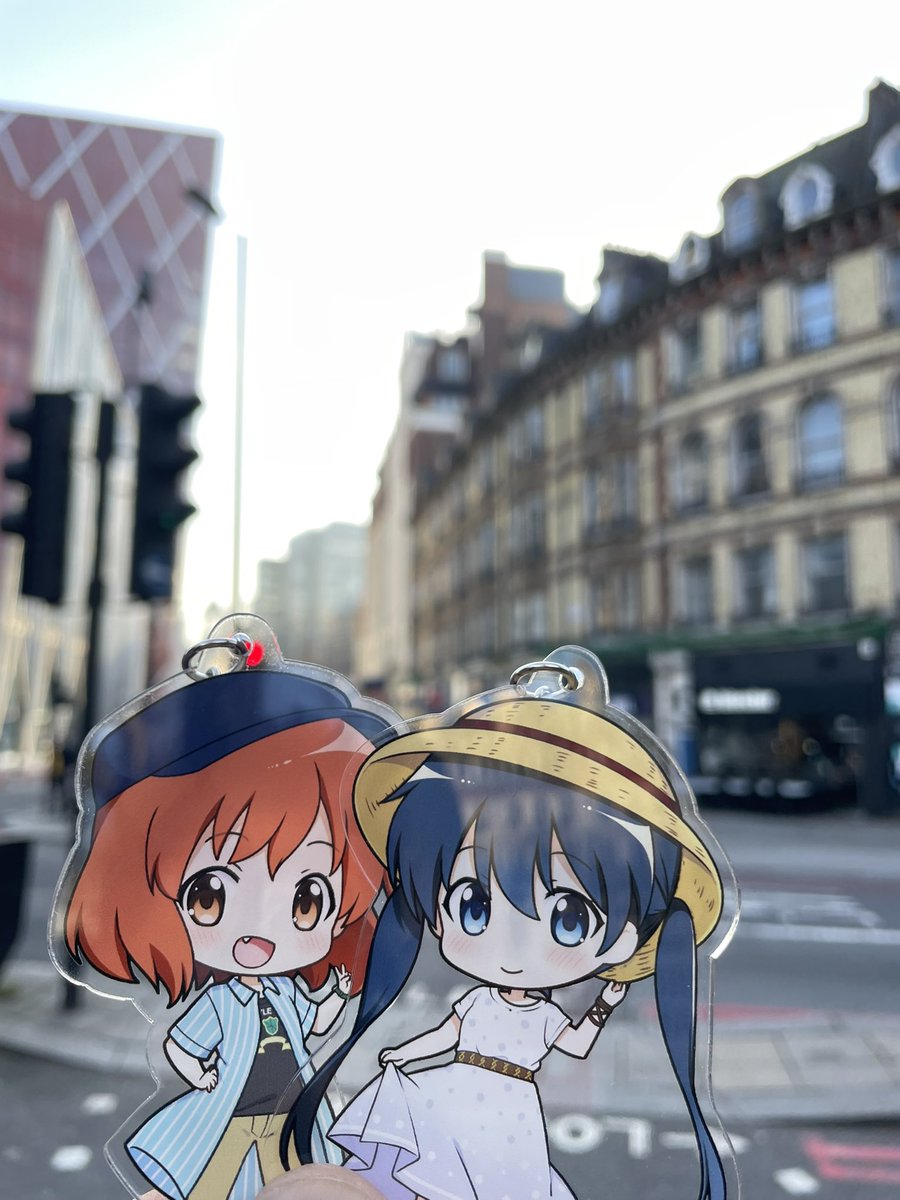 「ロンドンの穏やかな朝の風景」|AZ!（あず）@1日目東-ヲ07aのイラスト