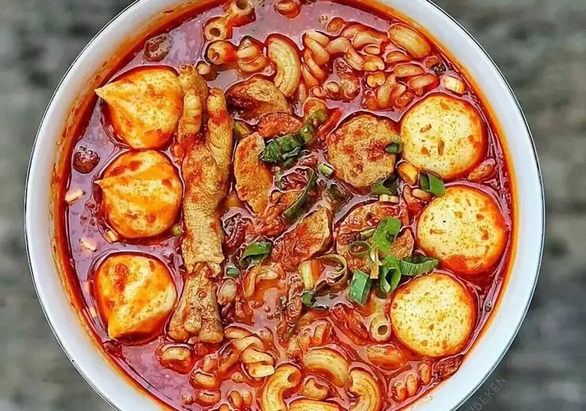 txtkaumurban's tweet image. Seblak..kukira itu authentic Indonesian Cuisine.

#Indonesian #Ramadan #iftar