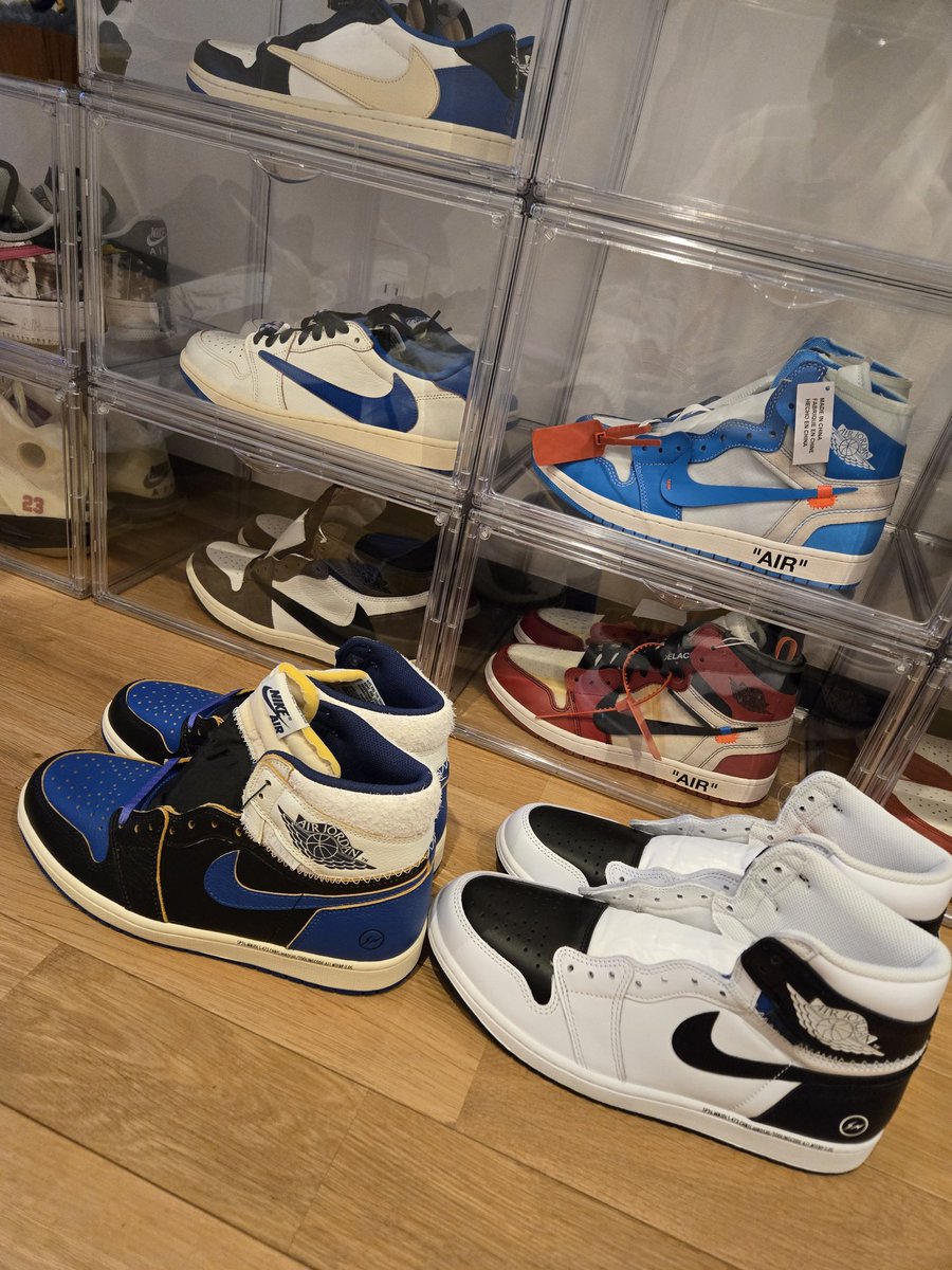 chunchun7221's tweet photo. 一足先にこっちが届きましたー
どっちも良い
#AJ1
#UNION
#FRAGMENT
#NIKE https://t.co/qvTYMJkpR5