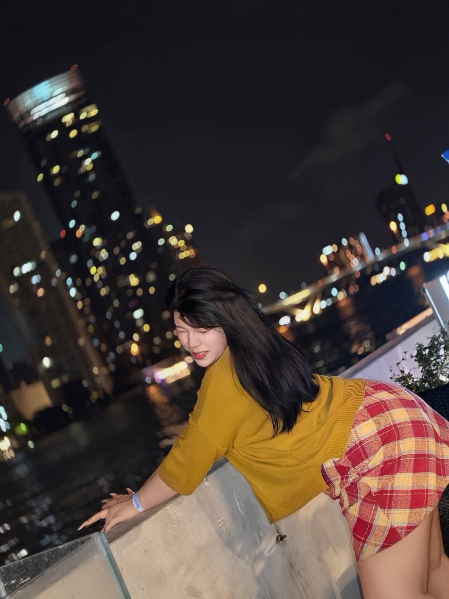 M🍼🐍กาญจนบุรี tweet media