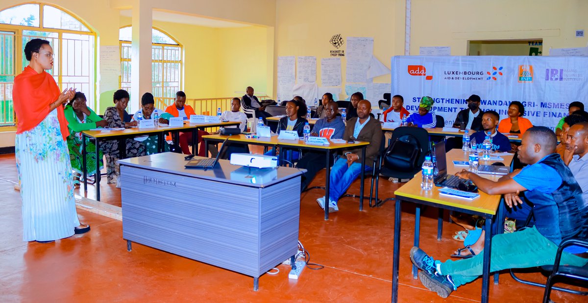 BusinessImanzi's tweet image. Day 8️⃣ kicked off with a #recap session 📚🌱

#Participants revisited insights on leadership capacity, teamwork, and identifying skill gaps to strengthen their enterprises.
#MSMEDevelopment #InclusiveFinance