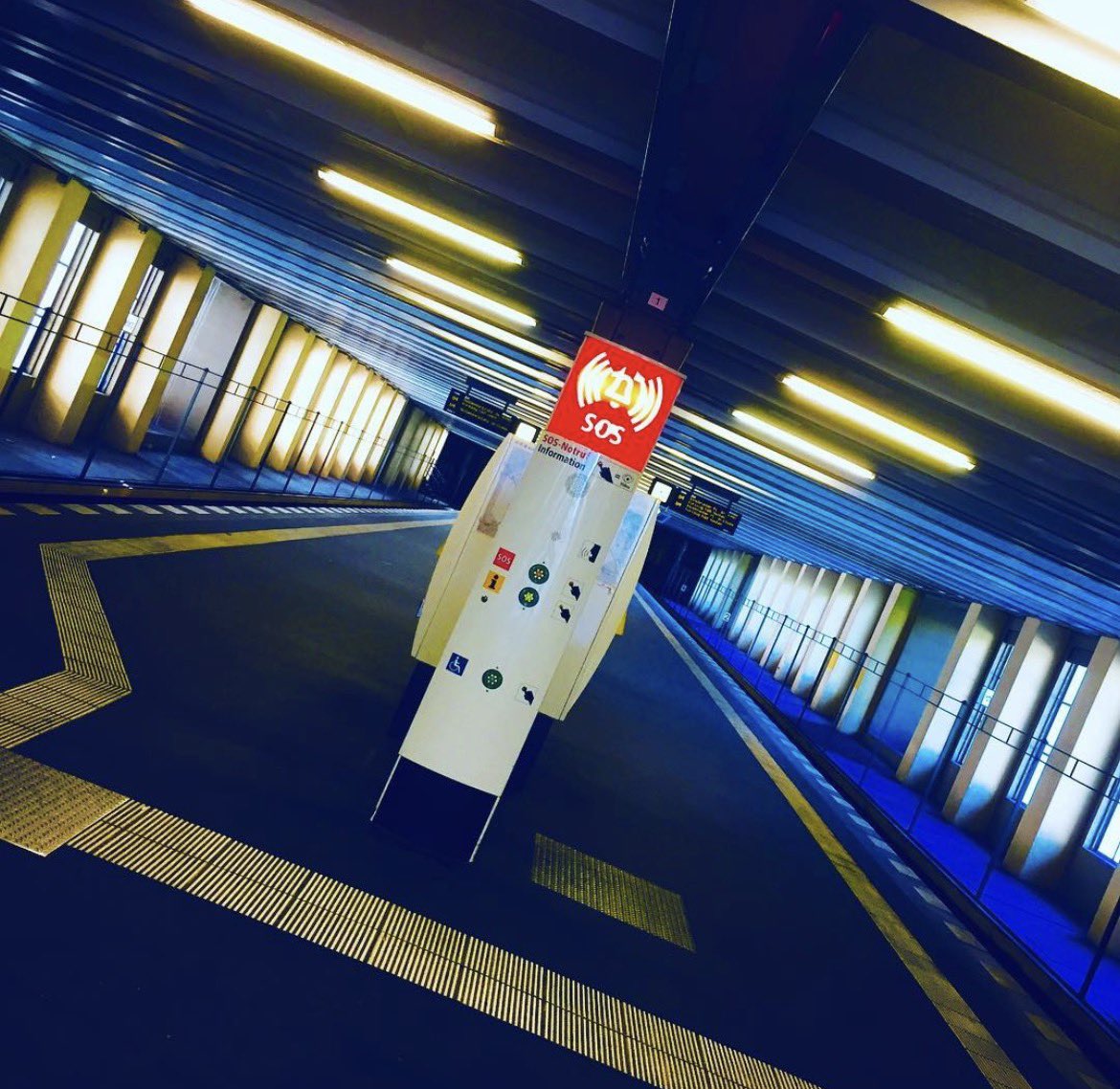 ghoststn101's tweet image. One from the vaults – June 2018 🇩🇪

A fantastic trip to Berlin, and while whizzing along on the subway I captured this! 🚇✨

It took my breath away 😂If you know you know 😉

@visitberlin

#Berlin #TravelMemories