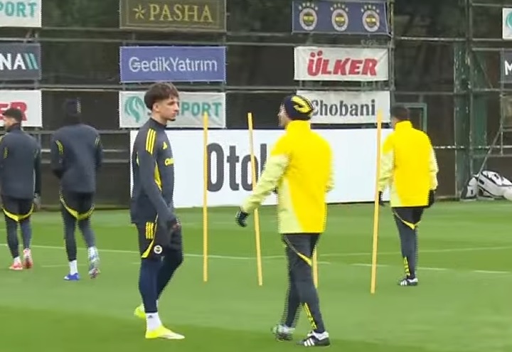 SON DAKİKA - Çağrı Balta, Fenerbahçe antrenmanında.