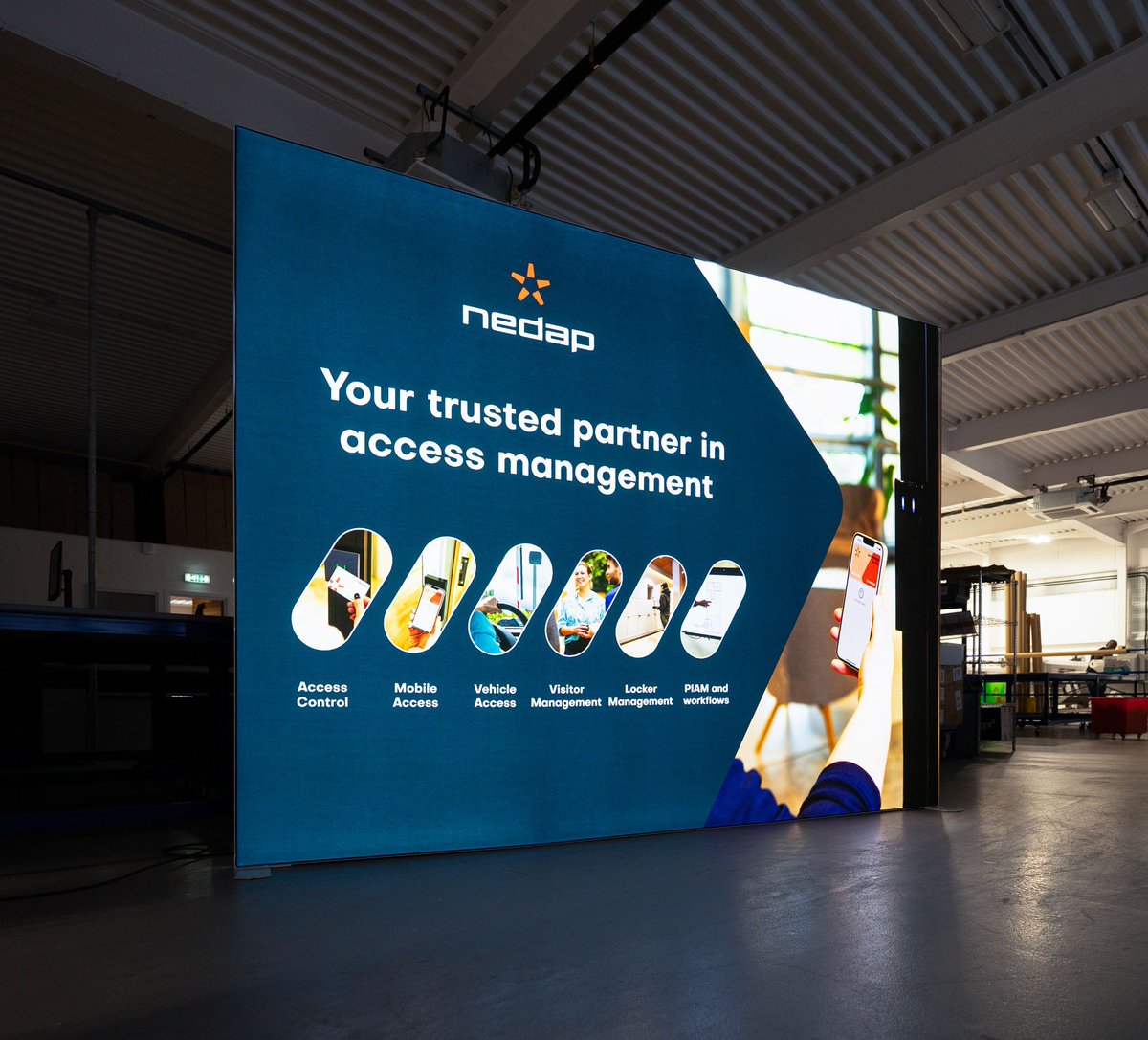 XLDisplays's tweet image. The use of shapes around the images caught our eye on this 3m x 2.25m FABRILUX® LED Lightbox for Nedap. It's almost as if you can see straight through the lightbox!

3m x 2.25m FABRILUX® LED Lightbox buff.ly/2MhIUUm
LED Lightbox buff.ly/IZ2FtwL

#ledlightbox