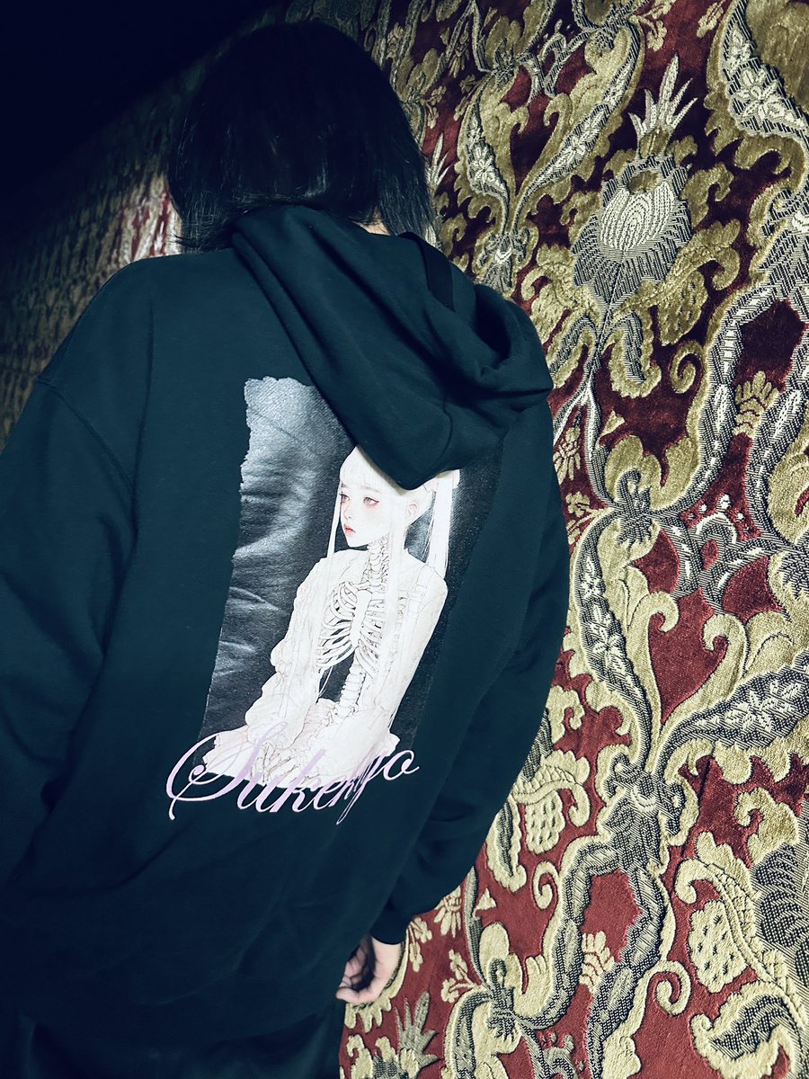 dummycollection's tweet image. ｜NEW ARRIVAL｜
♯1 Collection DMY 2026

DUMMY Long Sleeve T-Shirt 嬲兀兀嫐 -開放の儀-
￥9,000

DUMMY Pullover Hoodie 嬲兀兀嫐 -開放の儀-
￥16,000

*Picture of today's YUCHI &amp;amp; utA !!

#sukekiyo #dummy