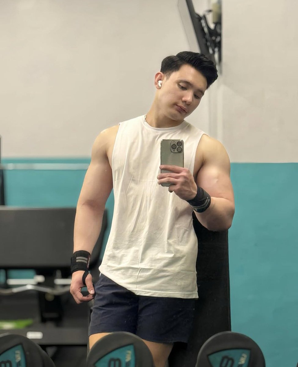 qoodkiss's tweet photo. Day 6/30 of fasting month : losing 4kg 🥹 https://t.co/LoJHQJzdI5