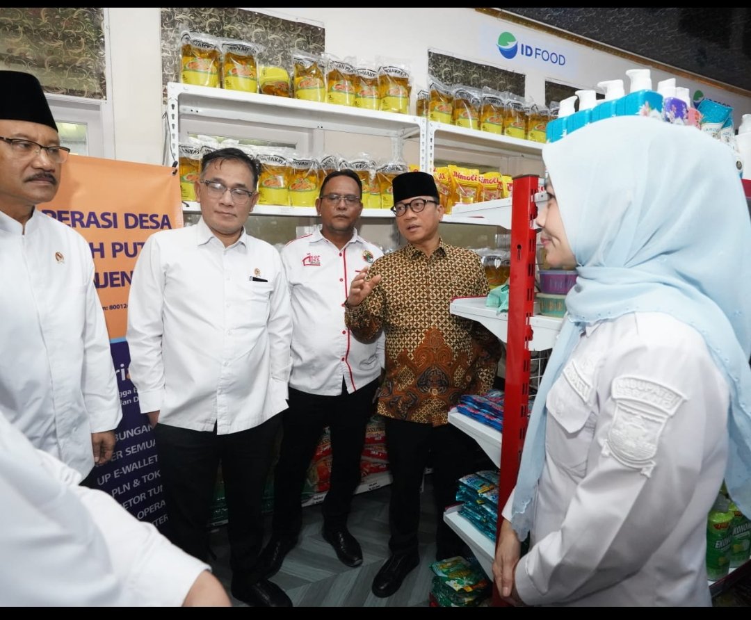 kangsutrisno2's tweet photo. KOPERASI DESA MERAH PUTIH dari Rakyat untuk Rakyat Mensejahterakan Masyarakat Desa

@YandriSusanto
@SekretariatKabinet RI 
@BpsdmKemendesa

#PendampingDesaKuatkanKoperasiDesa
#KawalKoperasiDesaMerahPutih
#StopIzinBaruMinimarket https://t.co/intflAQjWi