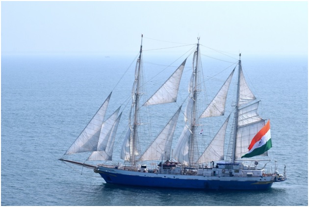 In continuation of the ‘Bridges of Friendship’ initiative, the <a href="/indiannavy/">SpokespersonNavy</a>  sail training ship INS  #Tarangini, commanded by Commander Nitin Gajjar, will visit Trincomalee (27 Feb – 02 Mar 2026) and Colombo (06 – 09 Mar 2026). <a href="/IndiannavyMedia/">IN</a> <a href="/IndiainSL/">India in Sri Lanka</a> 

virakesari.lk/article/239545