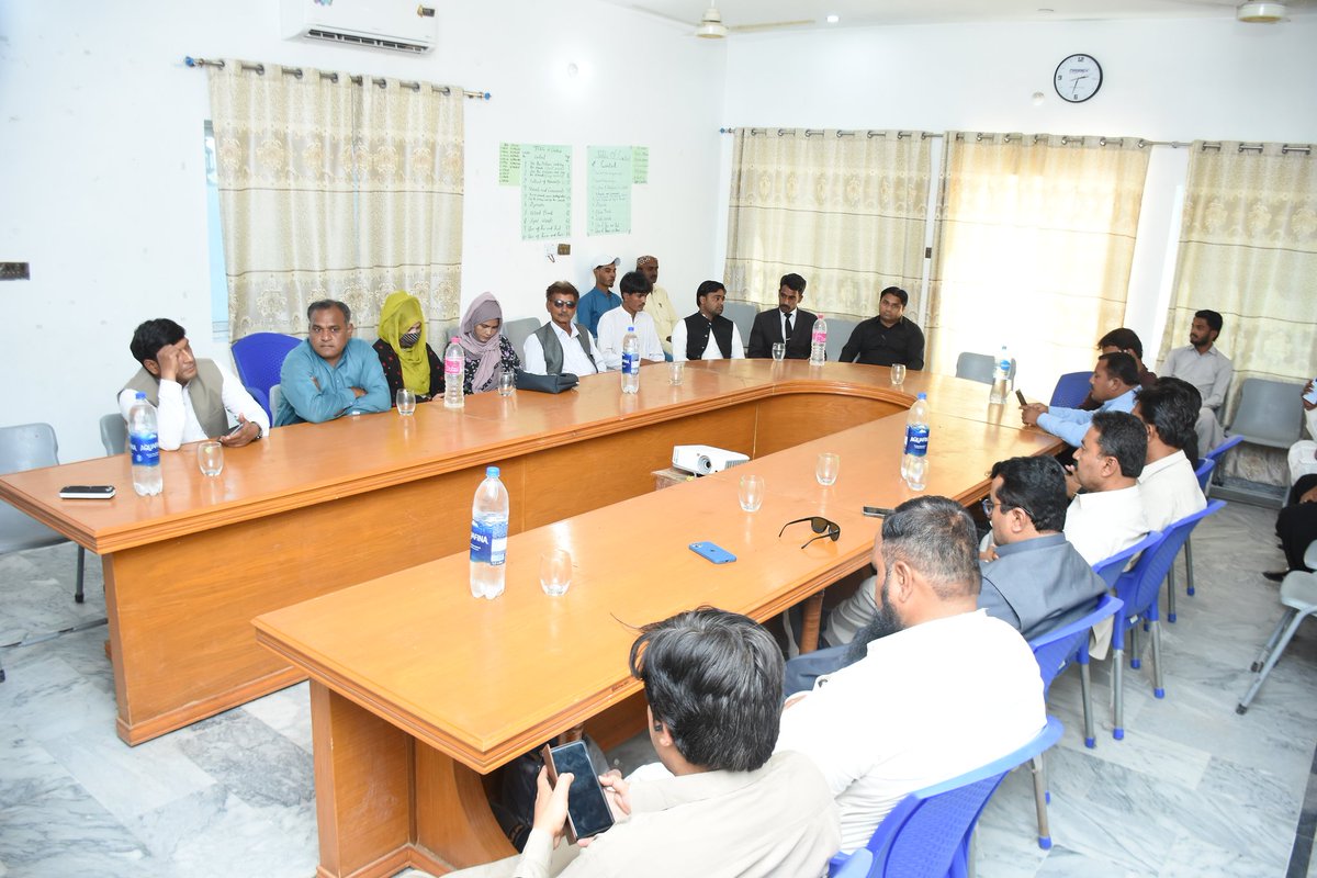 Nirmalkumar5359's tweet photo. A conference on minority rights was held by CSC in Rawalpindi, where issues related to education, health, employment, and forced religious conversion were discussed. Participants emphasized equal constitutional rights and the protection of religious freedom, https://t.co/9iVWqvPNbB