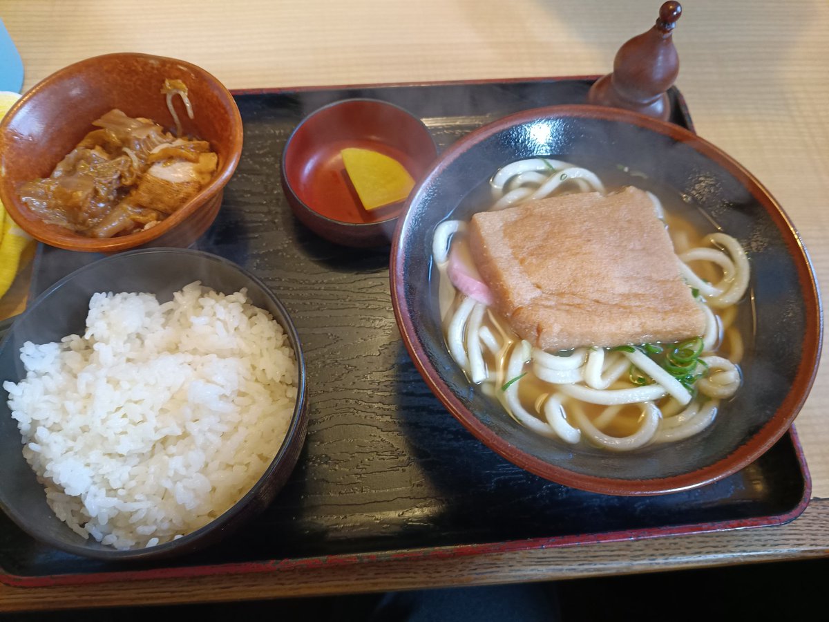 ArkPolaris's tweet photo. きつねうどんめっちゃ美味しかったです！！

ありがとうございましたぁ！！！ https://t.co/07KxF39g6N
