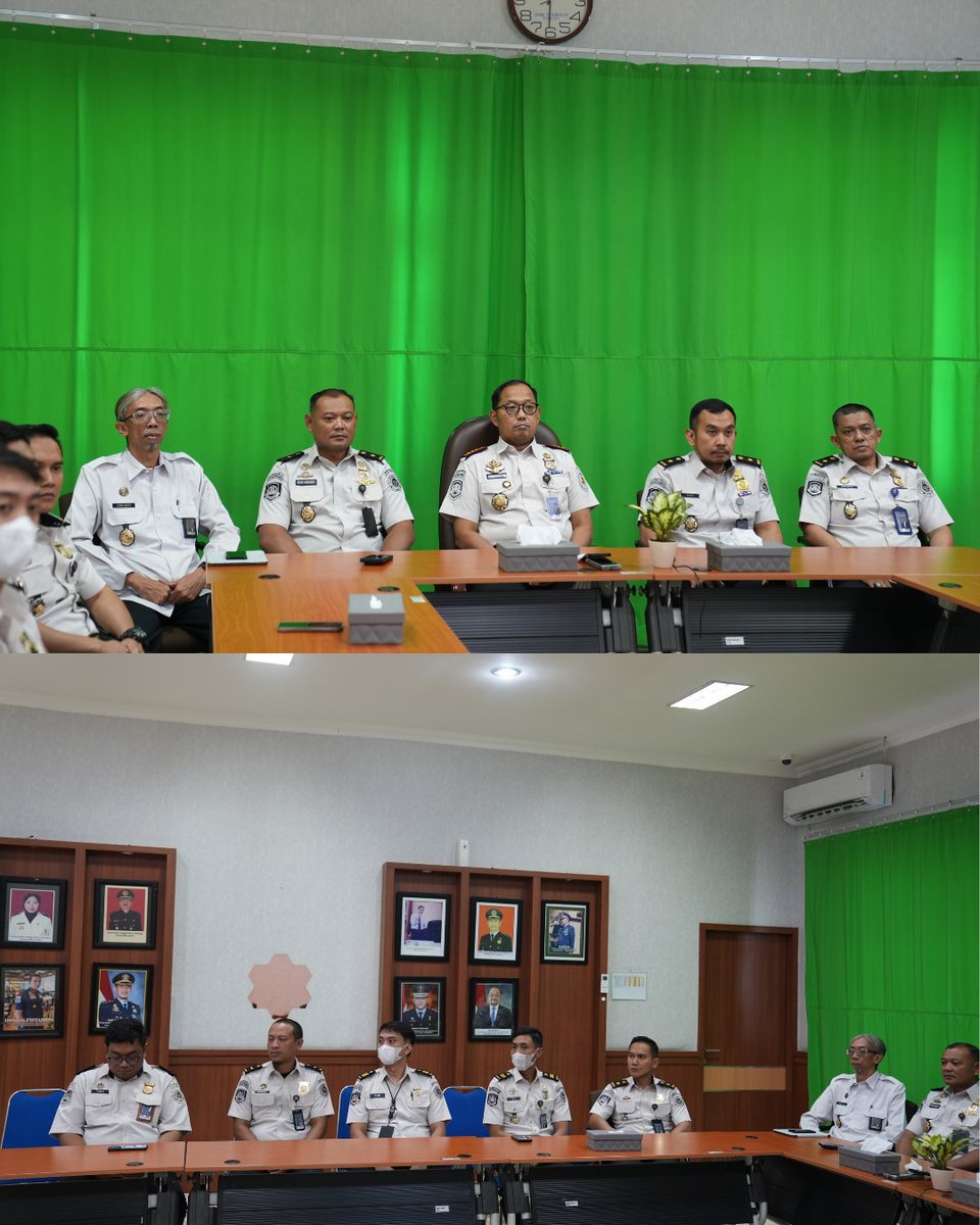imigrasipml's tweet photo. Kepala Kantor Imigrasi Kelas I Non TPI Pemalang beserta jajaran menghadiri Undangan Kegiatan Penyuluhan Hukum secara daring dengan tema “Penegakan Hukum Keimigrasian Pasca Berlakunya KUHAP 2025”. https://t.co/rmKzzkLgjE