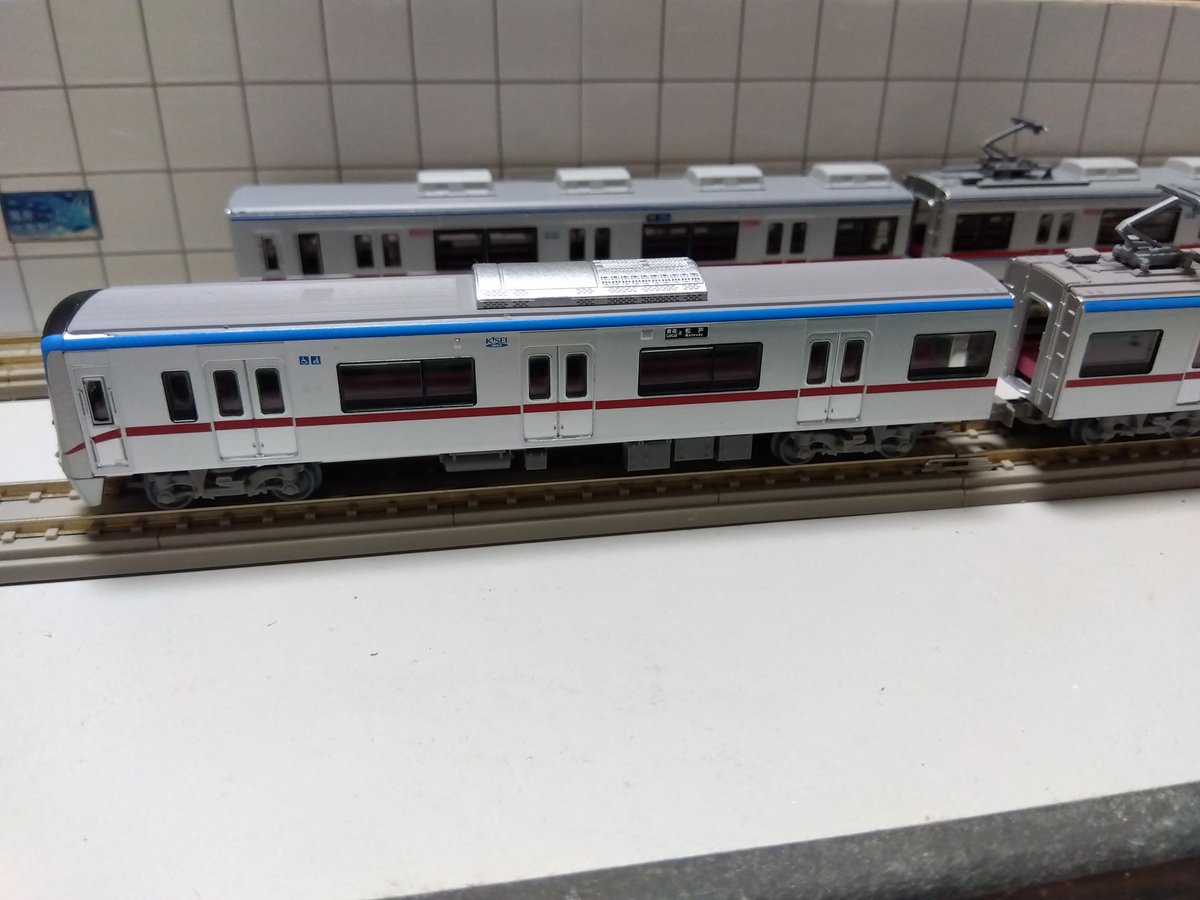 鉄コレ1両あたりの単価が高くなりすぎて、6両セットでの販売が通らず