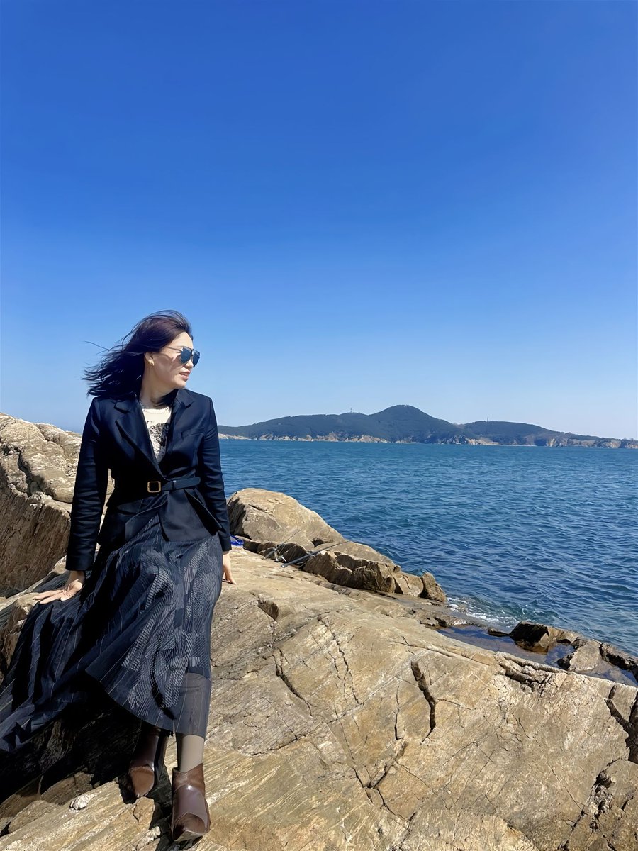 80后情绪交流馆 tweet media