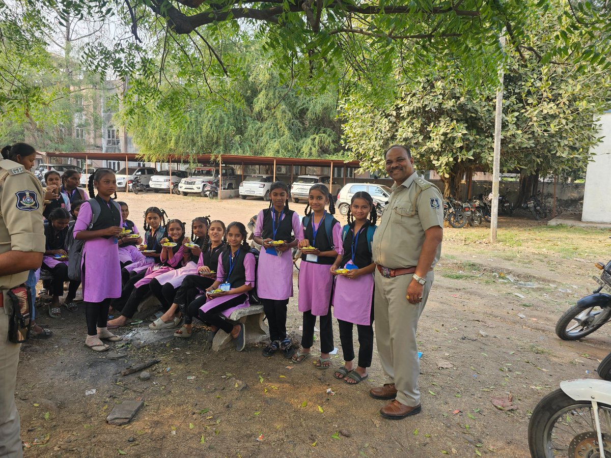 Narmada Police tweet media