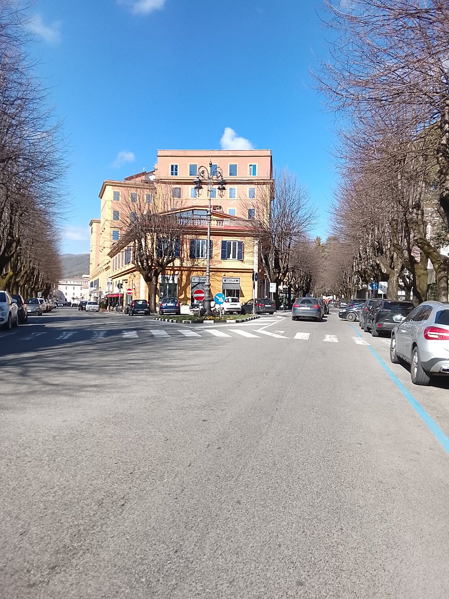Luca10101973's tweet photo. #BuongiornoAtutti #GoodMorningEveryone dopo 130 km tra Alatri Fiuggi Acuto e la strada del Cesanese ☀️☀️🚴‍♀️🚴‍♀️ https://t.co/NyNONH65fc