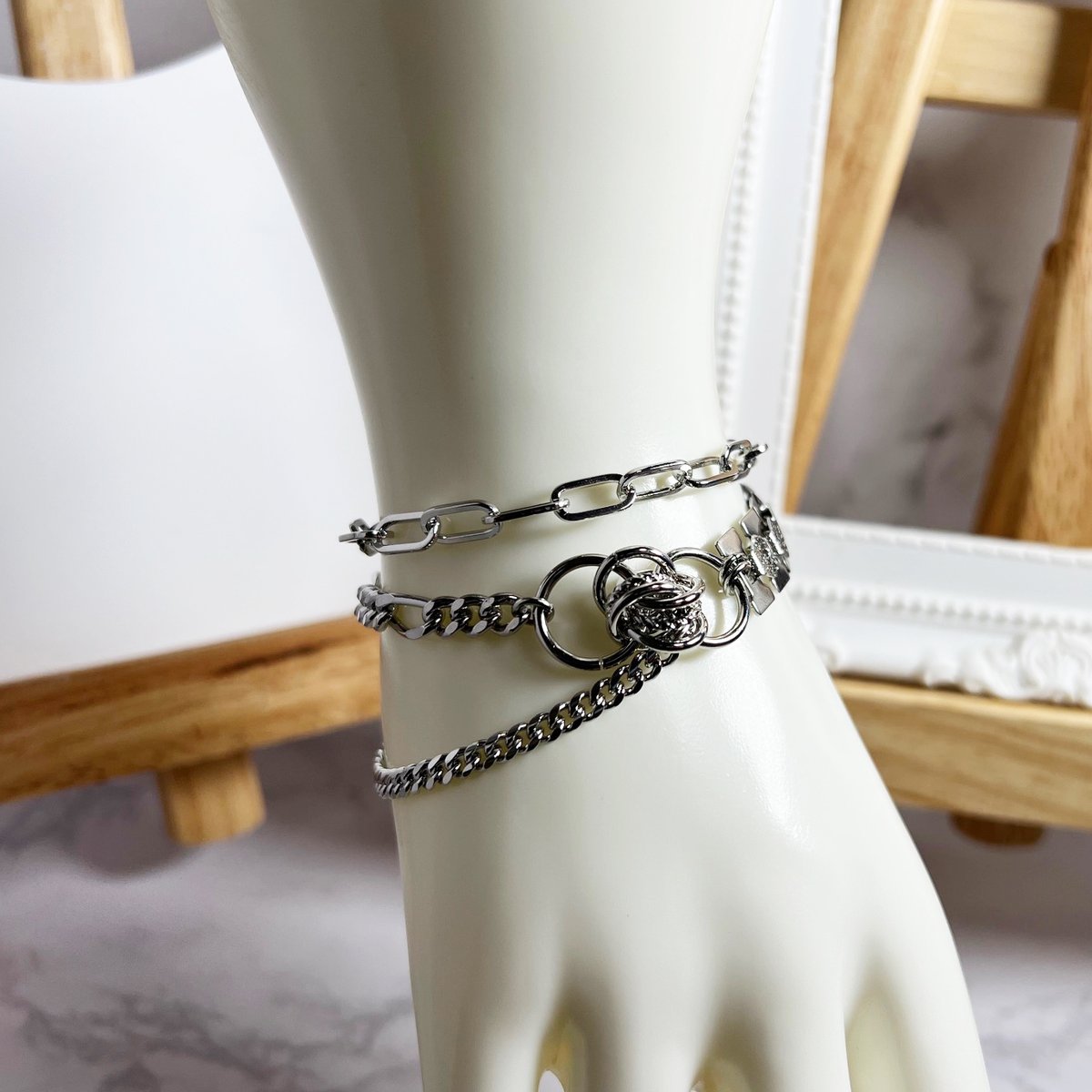 チェーンの数だけ表情があるので、何個でも作ります！！！！！