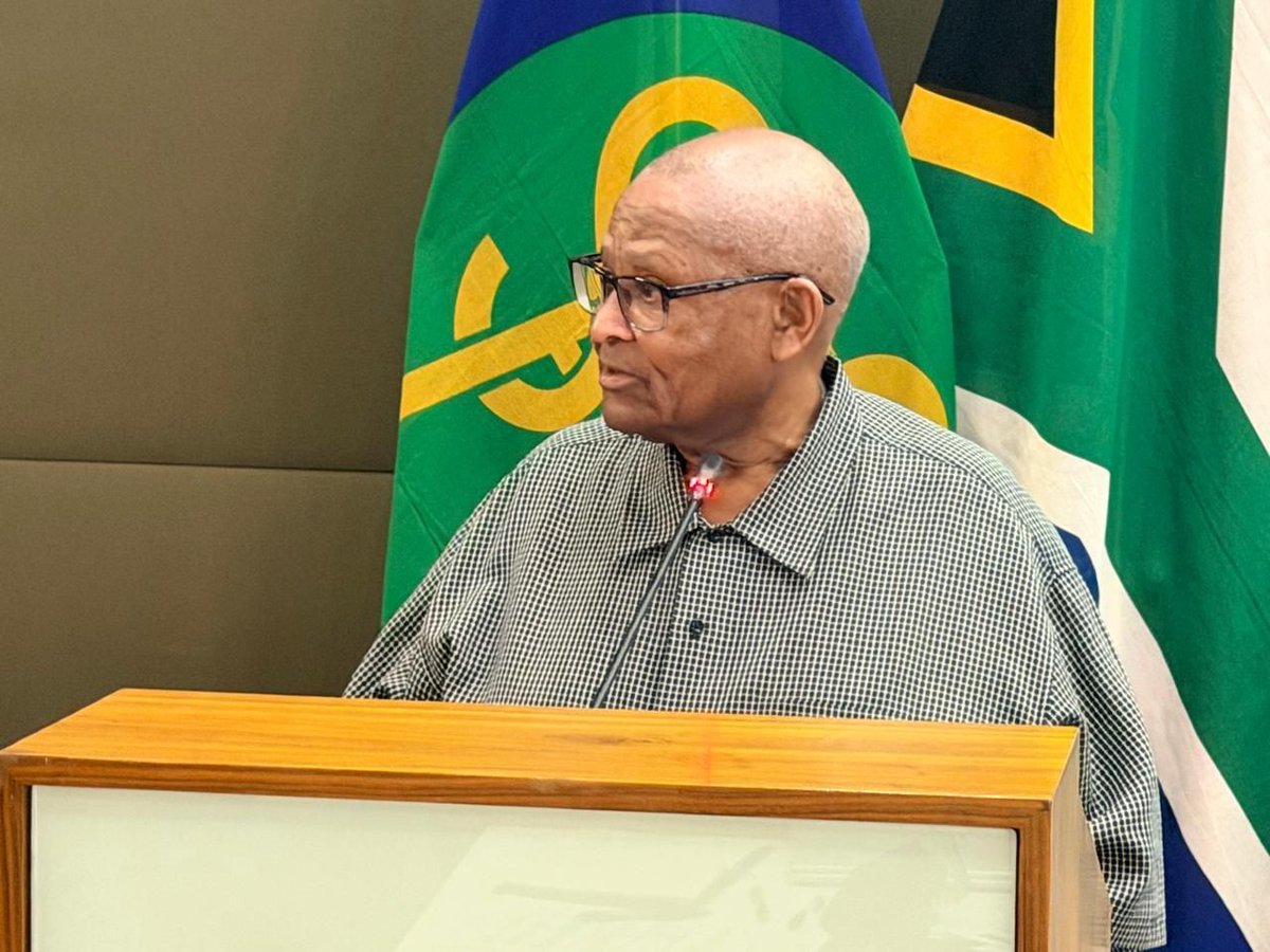 MbekiSchool's tweet image. The Department of International Relations and Co-operation (DIRCO), together with the Thabo Mbeki African School of Public and International Affairs at UNISA, is hosting a two-day Strategic Reflection Workshop on SADC.  

#Regionalintegration #SADC #RSAChairship #ForeignPolicy