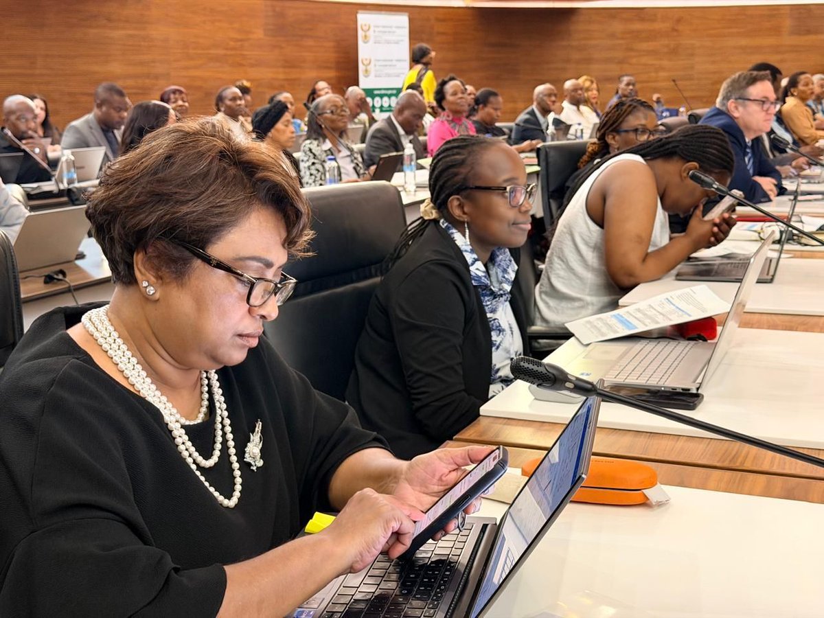 MbekiSchool's tweet image. The Department of International Relations and Co-operation (DIRCO), together with the Thabo Mbeki African School of Public and International Affairs at UNISA, is hosting a two-day Strategic Reflection Workshop on SADC.  

#Regionalintegration #SADC #RSAChairship #ForeignPolicy