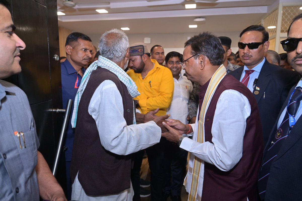 आज भारतीय जनता पार्टी प्रदेश कार्यालय लखनऊ में माननीय प्रदेश अध्यक्ष एवं भारत सरकार के वित्त राज्य मंत्री एवं प्रदेश अध्यक्ष माननीय पंकज चौधरी जी से शिष्टाचार भेंट की। 💐💐
Pankaj Chaudhary