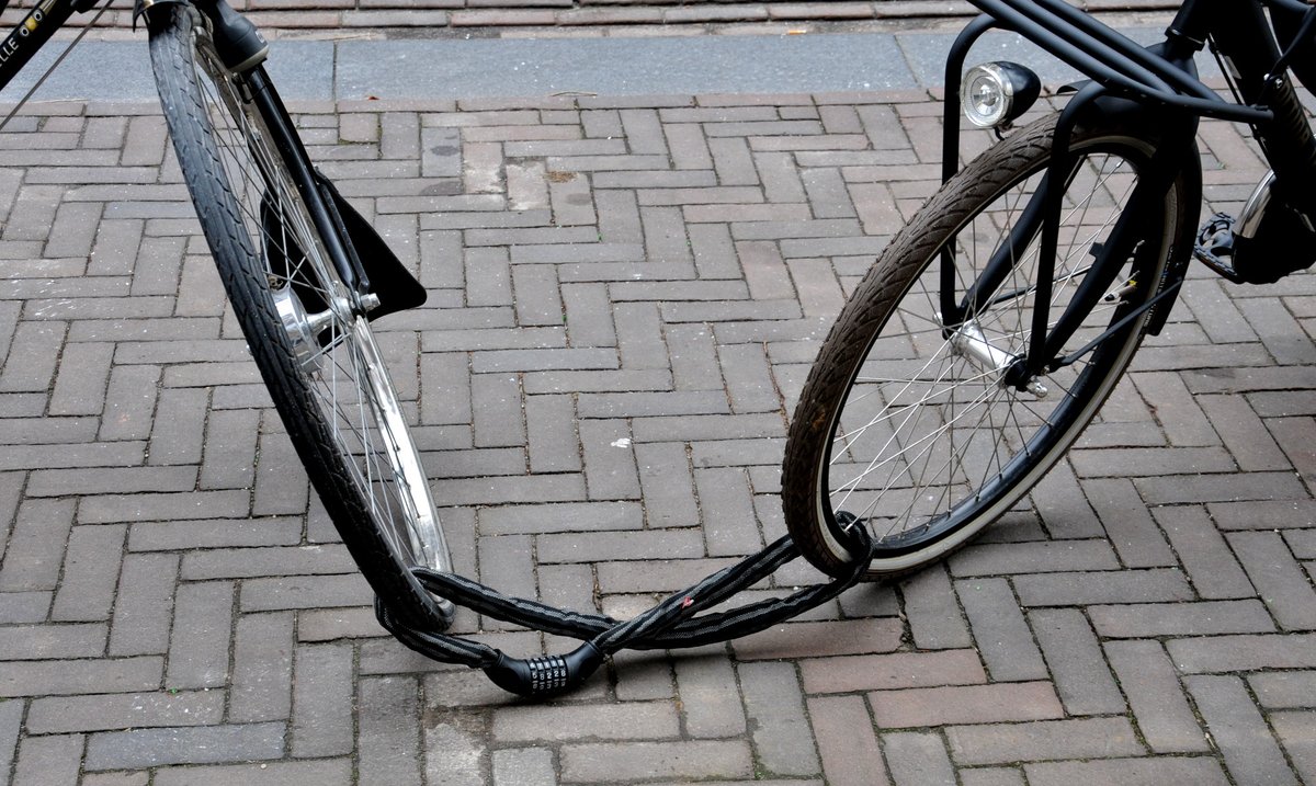 RonaldPumaPhoto's tweet photo. #Verwacht/#Expected: #StreetLife #383. #StreetPhotography #Netherlands. #fotografie #straatfotografie #photography #kunst #cultuur #art #culture. Photos from real life. 100% #photoshop free! NO #prompt #AI #KI #OpenAI #Midjourney #ChatGPT #Grok #Gemini #filters. https://t.co/lAbpgnTdru