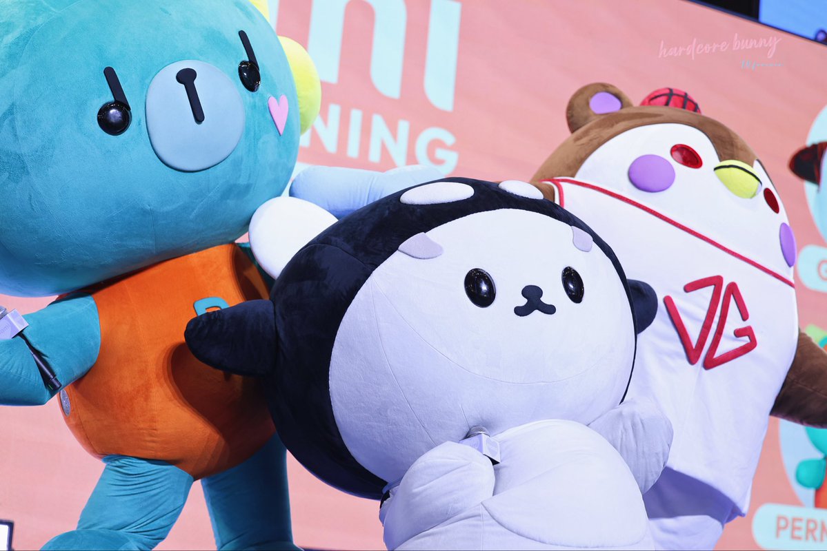 太可爱了～

#MAMIxPolcasanPermpoonGuinzly
#POLCASAN #ยัยซัง
#PERMPOON
#GUINZLY