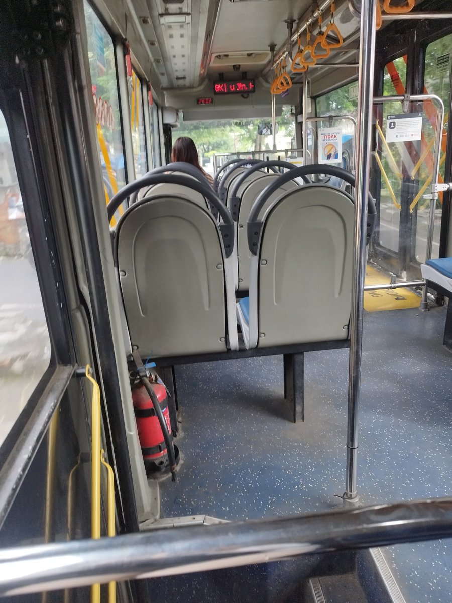 Lagi demen naik yg kecil" ☝️😅