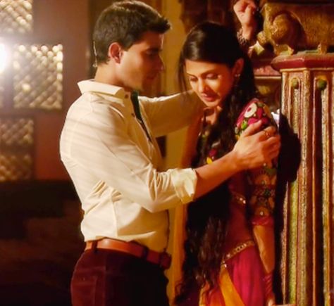 majumder_arya's tweet photo. A chemistry so GOATED that has been loved across borders and cultures..The most loved & cherished chemistry in both the leads's career! It became the most loved onscreen Jodi in the history of ITV!
#GautamRode #JenniferWinget #Saraswatichandra #13YearsOfSaraswatichandra
#SaMud https://t.co/YEVJ3Gp2Mg