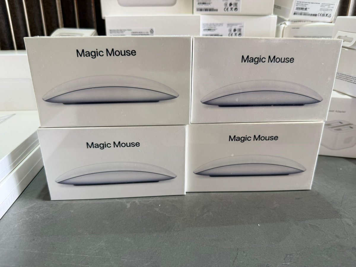 🍎 AppleMagic Mouse 

• Magic Mouse 2 – White
💰 KSh 10,500/=

• Magic Mouse 2 – Black
💰 KSh 12,500/=

• Magic Mouse 3 (USB-C) – White
💰 KSh 12,000/=

• Magic Mouse 3 (USB-C) – Black
💰 KSh 14,500/=